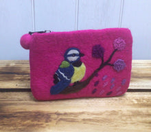 Load image into Gallery viewer, Bird Wool Felt Purse
