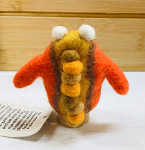 Load image into Gallery viewer, Little Critter Felt Finger Puppet
