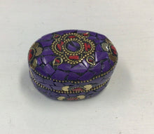 Load image into Gallery viewer, Oval Stone Trinket Box
