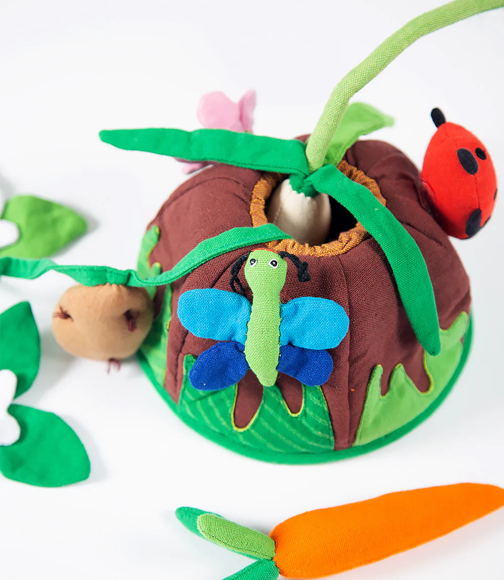 Garden Mound Activity Set