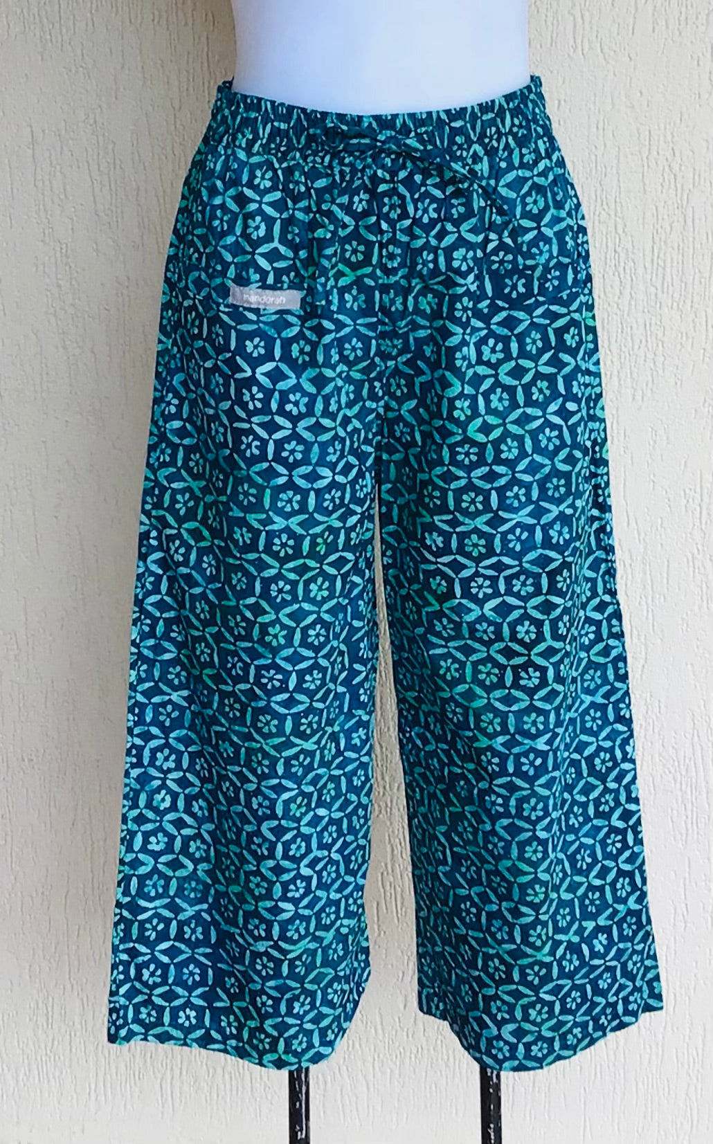 3/4 Wide Leg Happy Pants Blue Flower Hexagon