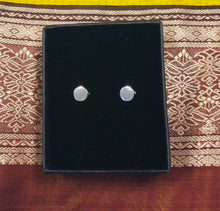 Load image into Gallery viewer, Sterling silver circle stud earrings by Nev

