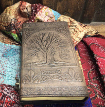 Load image into Gallery viewer, Leather Journal 23cm x 13cm
