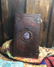 Load image into Gallery viewer, Leather Journal 23cm x 13cm
