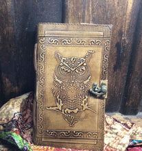 Load image into Gallery viewer, Leather Journal 23cm x 13cm
