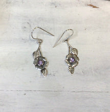 Load image into Gallery viewer, Daisy Sterling Silver Earrings
