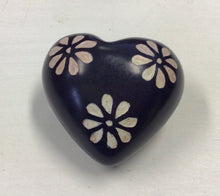 Load image into Gallery viewer, Kisii Heart Stone
