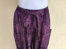 Load image into Gallery viewer, Paisley Fizz Pants
