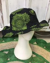 Load image into Gallery viewer, Cotton Pattern Print Hat
