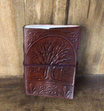 Load image into Gallery viewer, Leather Journal 18cm x 13cm
