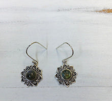 Load image into Gallery viewer, Sally Earrings
