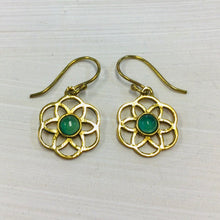 Load image into Gallery viewer, Felicity Flower and Stone Earrings
