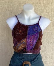Load image into Gallery viewer, Cotton Patch/Embroidered Crop Singlet
