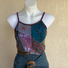 Load image into Gallery viewer, Cotton Patch/Embroidered Crop Singlet
