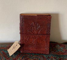 Load image into Gallery viewer, Leather Journal 15cm x 11cm
