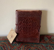 Load image into Gallery viewer, Leather Journal 15cm x 11cm
