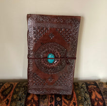 Load image into Gallery viewer, Leather Journal 23cm x 13cm
