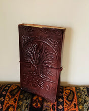 Load image into Gallery viewer, Leather Journal 23cm x 13cm
