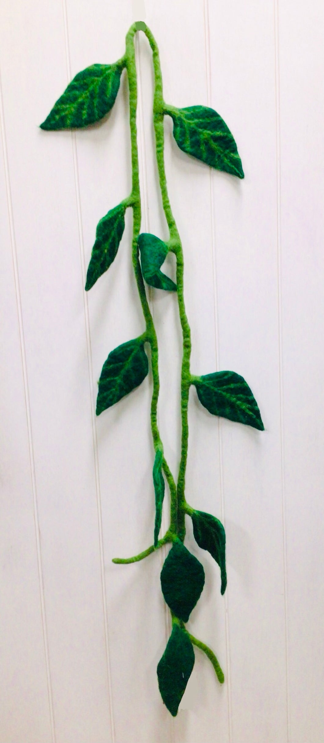 Wool Felt Leaf Vine