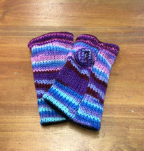 Load image into Gallery viewer, Wool Fingerless Gloves XSmall
