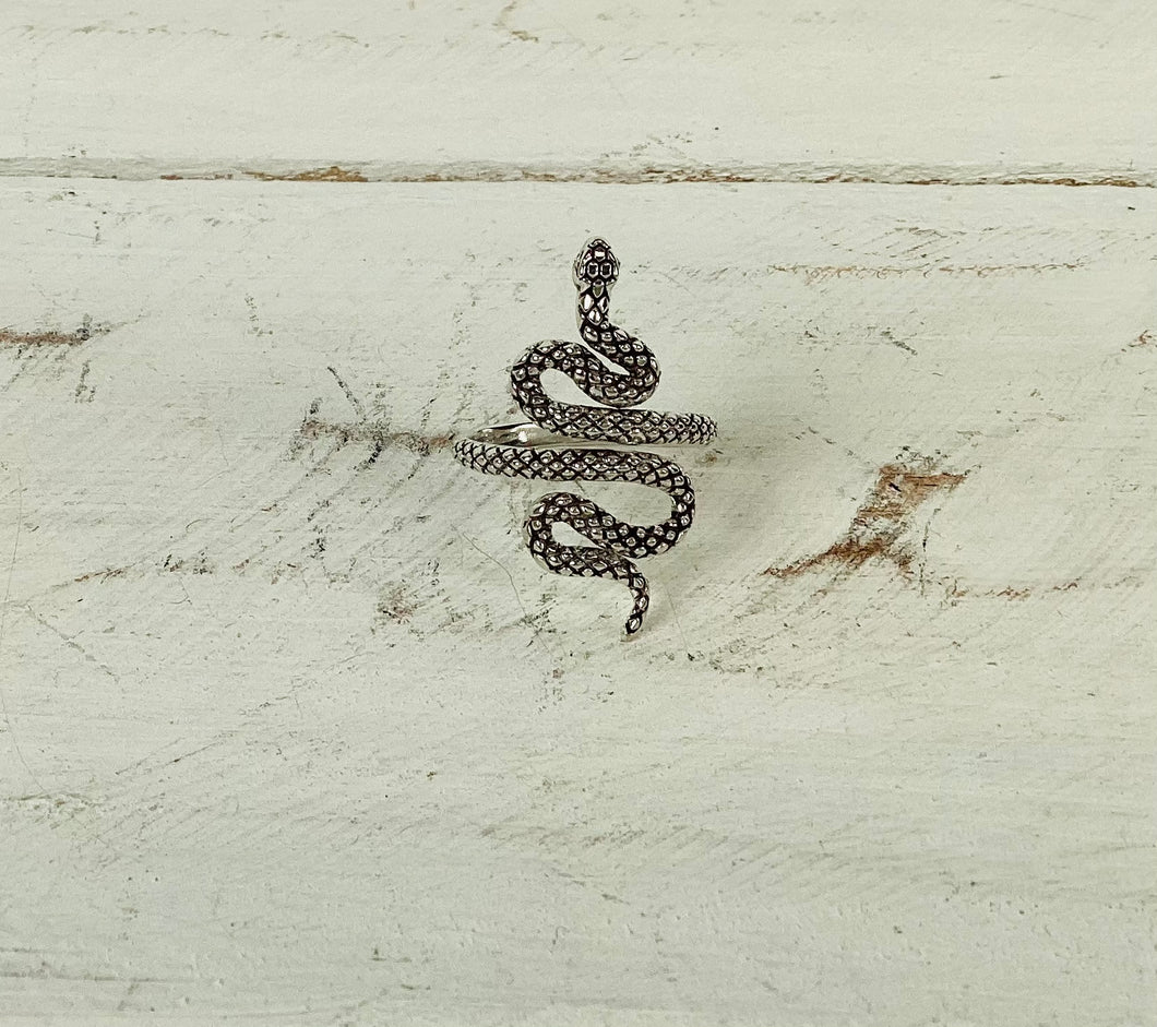 Snake Ring Scaled