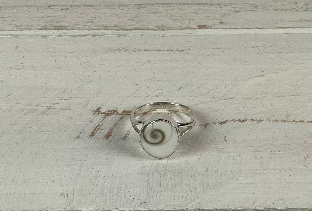 Shiva Shell Swirl Ring