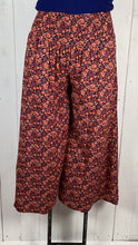 Load image into Gallery viewer, Autumn Floral Umbrella Pants
