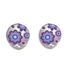 Load image into Gallery viewer, Smyle Design Stud Earrings
