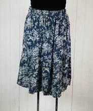 Load image into Gallery viewer, Blue and White Birds Skirt
