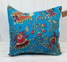 Load image into Gallery viewer, Thistle Flower Cushion Cover
