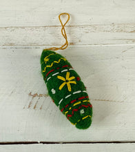 Load image into Gallery viewer, Wool Felt Long Baubles
