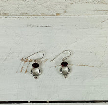 Load image into Gallery viewer, Tara Earrings
