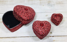 Load image into Gallery viewer, Heart Glitter Trinket Box
